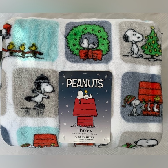 Peanuts Bedding Peanuts Holiday Throw Blanket Poshmark